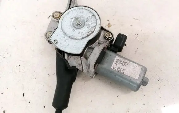 Alfa Romeo 147 Front door window regulator motor 46751871
