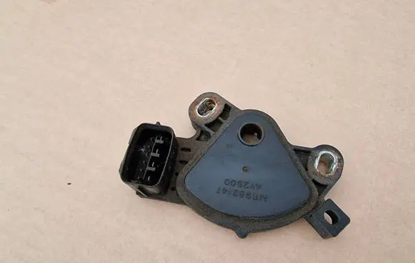 Mitsubishi Outlander Gear selector MR983147