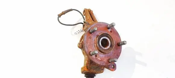 Honda FR-V Front wheel hub