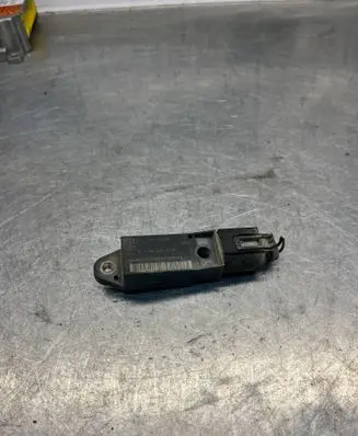 Mercedes-Benz E W211 Airbag deployment crash/impact sensor A0028202726 A1692027285