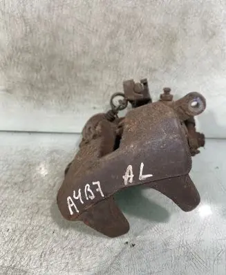 Audi A4 S4 B7 8E 8H Rear brake caliper