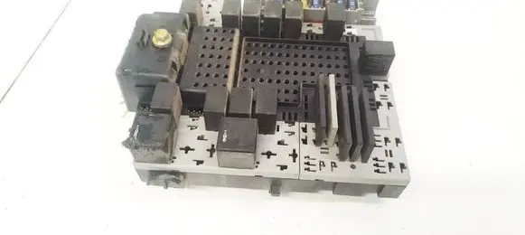Volvo XC90 Fuse box set 08696098