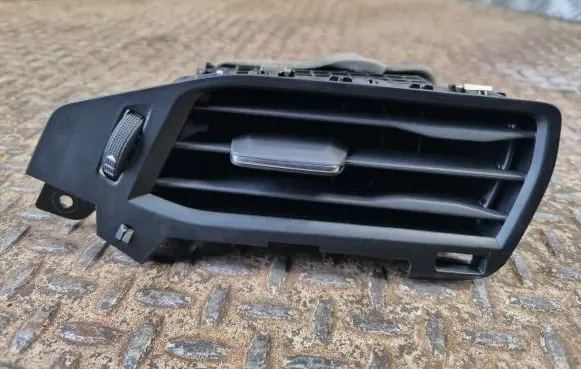Ford Escape IV Dashboard side air vent grill/cover trim JX7B19893