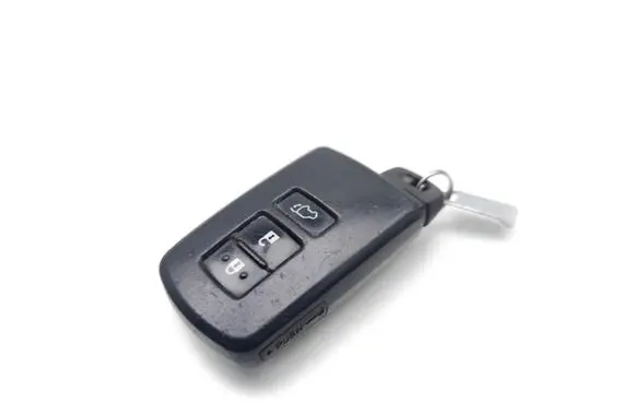 Toyota RAV 4 (XA40) Ignition key/card 