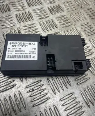 Mercedes-Benz E W211 Seat control module A2118702026