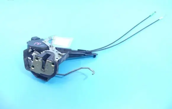 Toyota Corolla Verso E121 Front door lock IMPRK1141004