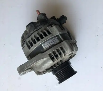 Jeep Grand Cherokee Generator/alternator P56029679AA