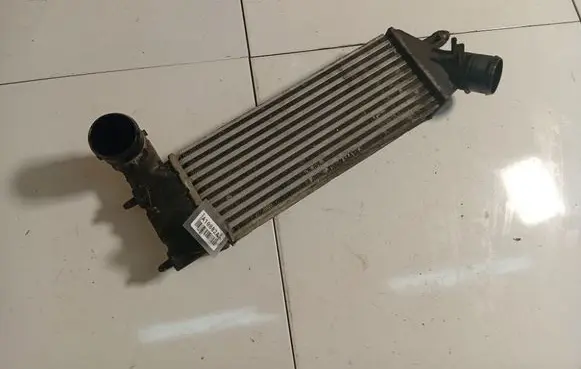 Citroen C8 Intercooler radiator 