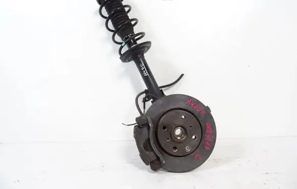 Toyota Aygo AB40 Front wheel hub spindle knuckle