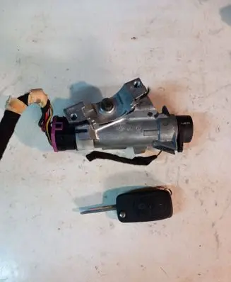 Audi A6 S6 C5 4B Ignition lock 1J0419959