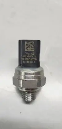 Skoda Kamiq Oil pressure sensor 05E906277A