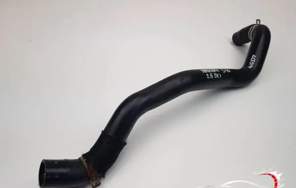 Nissan Navara D40 Engine coolant pipe/hose