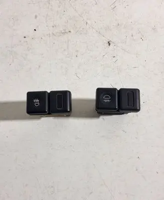 Fog light switch