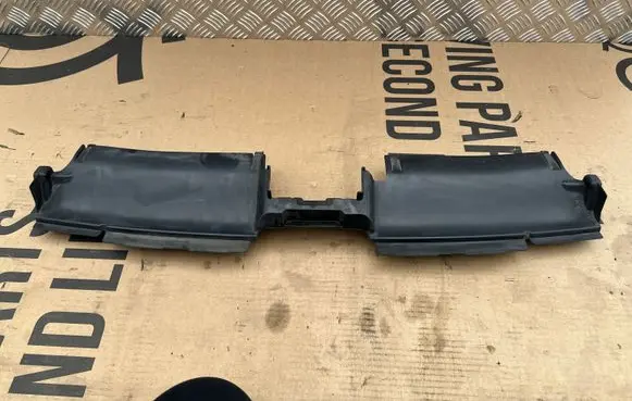 Volkswagen PASSAT B8 Intercooler air guide/duct channel 3G0121330B