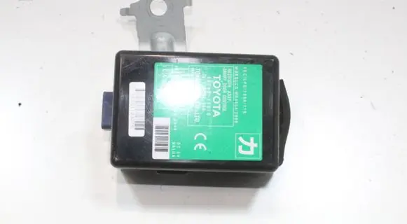 Lexus CT 200H Keyless (KESSY) go control unit/module 8974076070