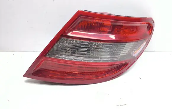 Mercedes-Benz C W204 Rear/tail lights 2048203064