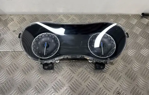 Chrysler Pacifica Speedometer (instrument cluster) 68227902AH