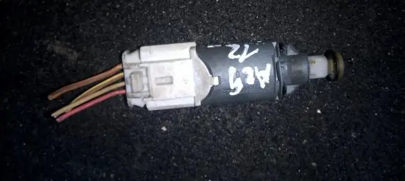 Renault Megane II Brake pedal sensor switch 8200168238b