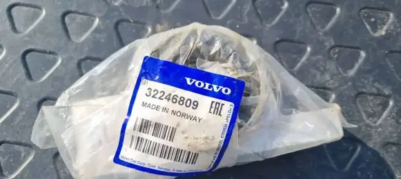 Volvo XC90 Front wishbone bush 32246809