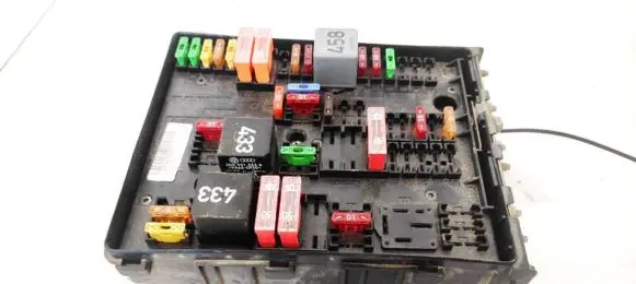Skoda Octavia Mk2 (1Z) Fuse box set 1K0937124K 014189861