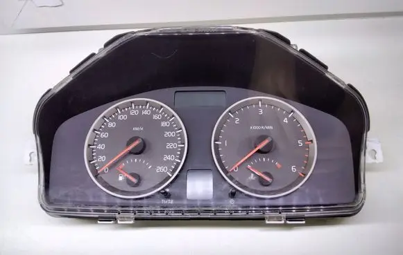 Volvo V50 Speedometer (instrument cluster) 30786344