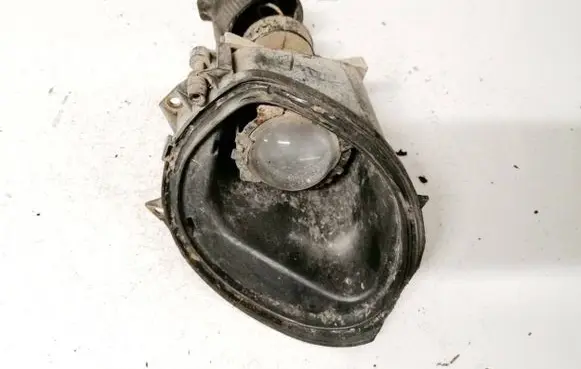 Ford Mondeo MK II Front fog light 147109