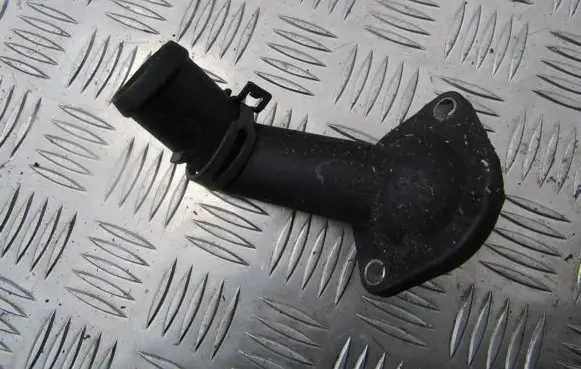 Volkswagen Golf IV Engine coolant pipe/hose 06A121121C 06A121121D