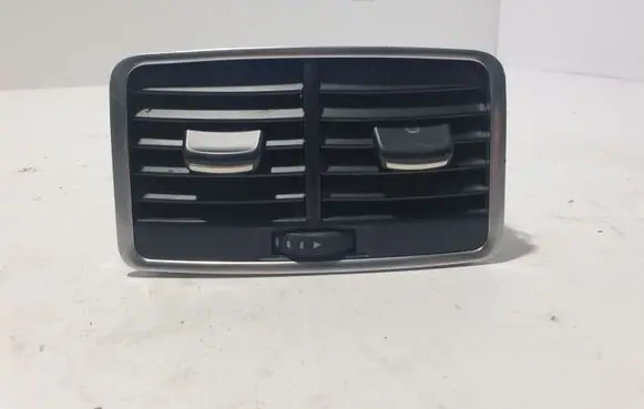 Audi A6 S6 C6 4F Rear air vent grill 4F0819203C