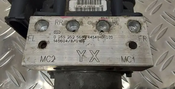 Toyota Verso ABS Pump 445400F070
