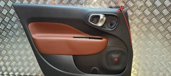 Fiat 500L Front door card panel trim S26337466 2298607