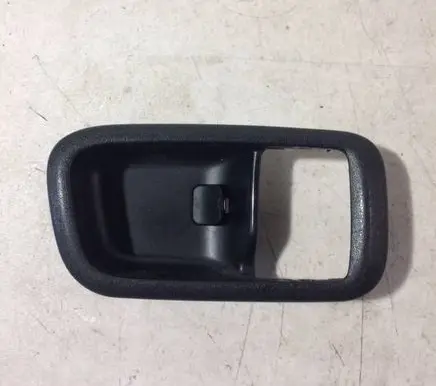 Lexus IS 200-300 Rear door interior handle