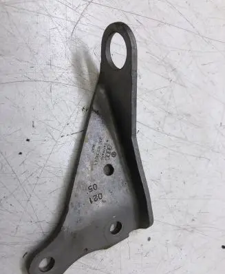 Volkswagen Golf VI Engine mounting bracket 03C103392