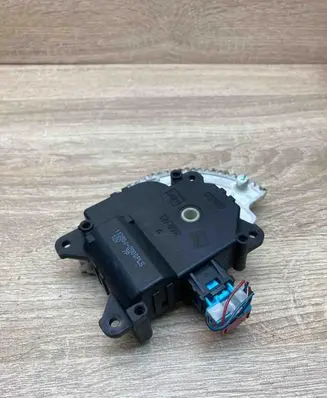 Toyota Verso Air flap motor/actuator 1138002800 WithPlug