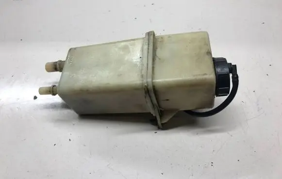 Power steering fluid tank/reservoir