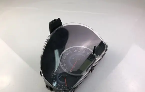 Mitsubishi Mirage VI G4 Attrage Speedometer (instrument cluster) 8100C315