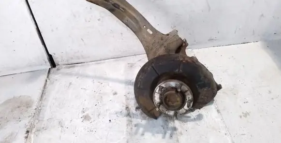 Mazda 3 I Rear wheel hub spindle/knuckle 