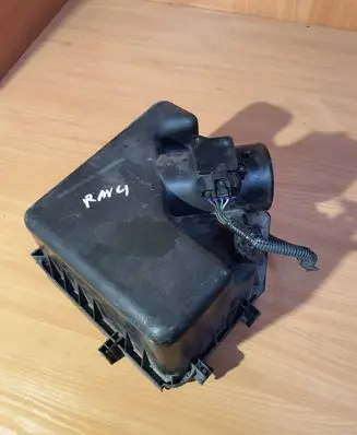 Toyota RAV 4 (XA30) Mass air flow meter 22204-30010