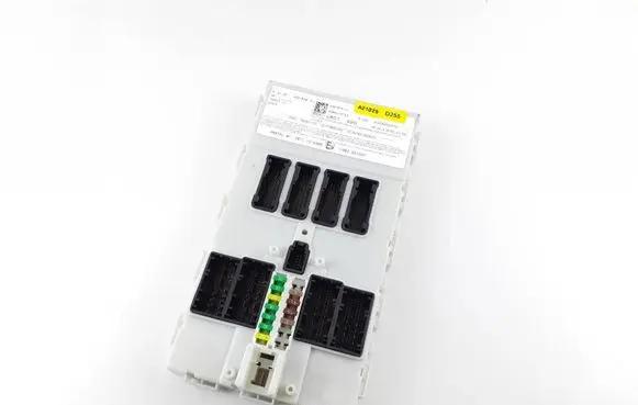 BMW X5 F15 Comfort/convenience module 6821976 61356821976 10681810