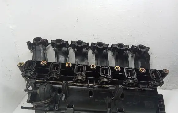 BMW X5 E70 Intake manifold 7790700 7790701