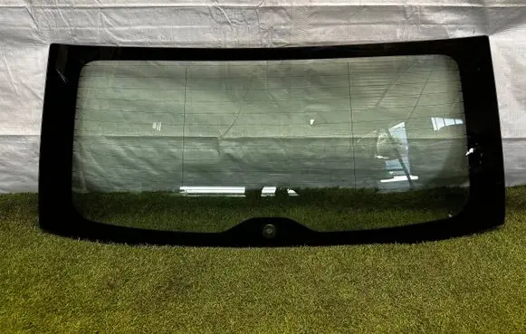Volvo XC60 Rear windscreen/windshield window 32244890