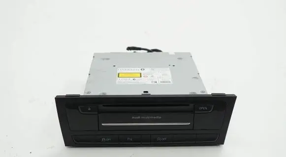 Audi A5 8T 8F Radio/CD/DVD/GPS head unit 8R2035666BACR