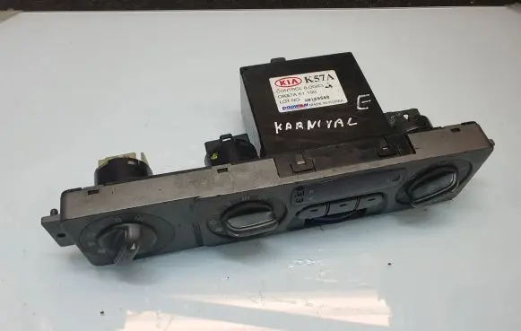KIA Carnival Climate control unit OK57A61190