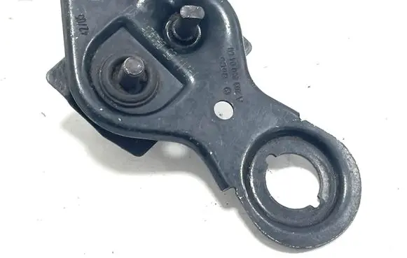 Mercedes-Benz ML W164 Engine bonnet/hood lock/latch loop/hook A2038800460