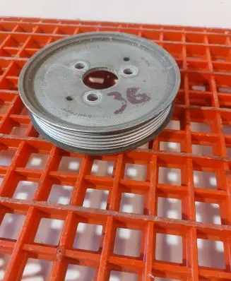 Audi A8 S8 D3 4E Power steering pump pulley 059145255A