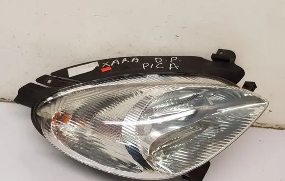 Citroen Xsara Picasso Headlight/headlamp