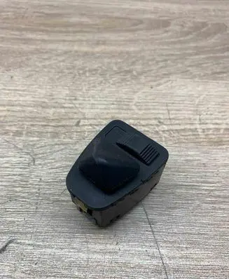 BMW 3 E46 Wing mirror switch 8373692