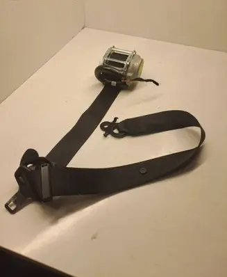 BMW 5 G30 G31 G38 Front seatbelt S1743006704
