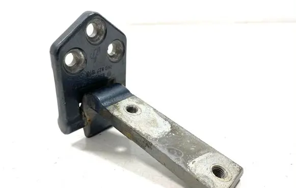 Volkswagen Caddy Rear door upper hinge 2K0827151C 33207020733