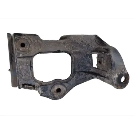 Audi A6 S6 C5 4B Fender mounting bracket 4B0853921B
