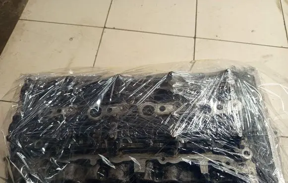 BMW 5 F10 F11 Engine head 781046502 7810465
